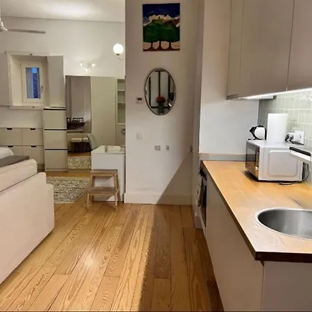 Alfama Modern Cosy Apartman *